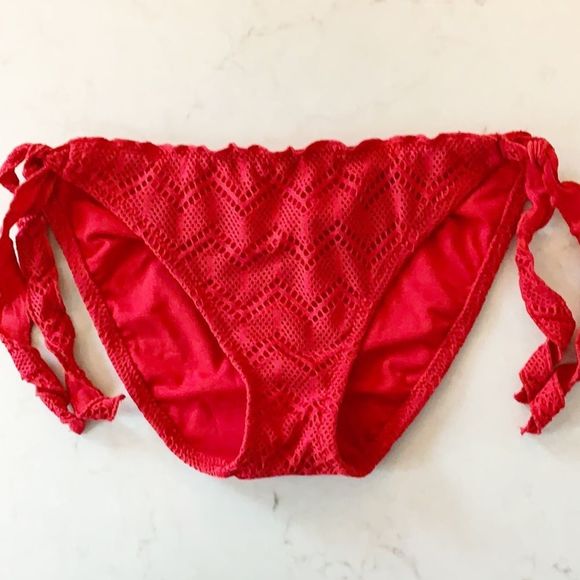 🌈5/$25 Mossimo red crochet tie up boho bikini bottoms - Picture 1 of 5